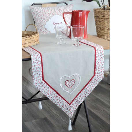 Traversa masa Amelia cu ciucuri - decorare