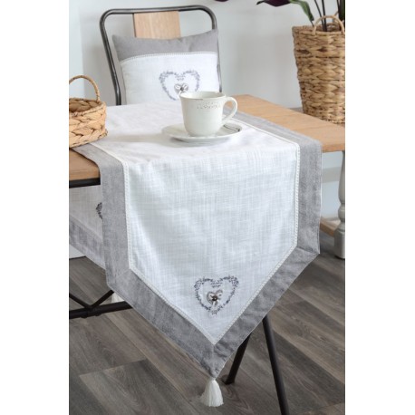Traversa masa Pauline cu ciucuri - decorare