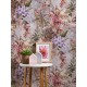 Tapet jungla cu flori lila - decorare